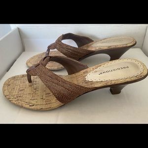 Size 7.5 women’s shoes by PREDICTIONS. Light wear.